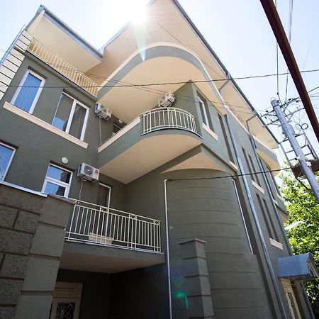 Tbili House Hotel Tbilisi Buitenkant foto