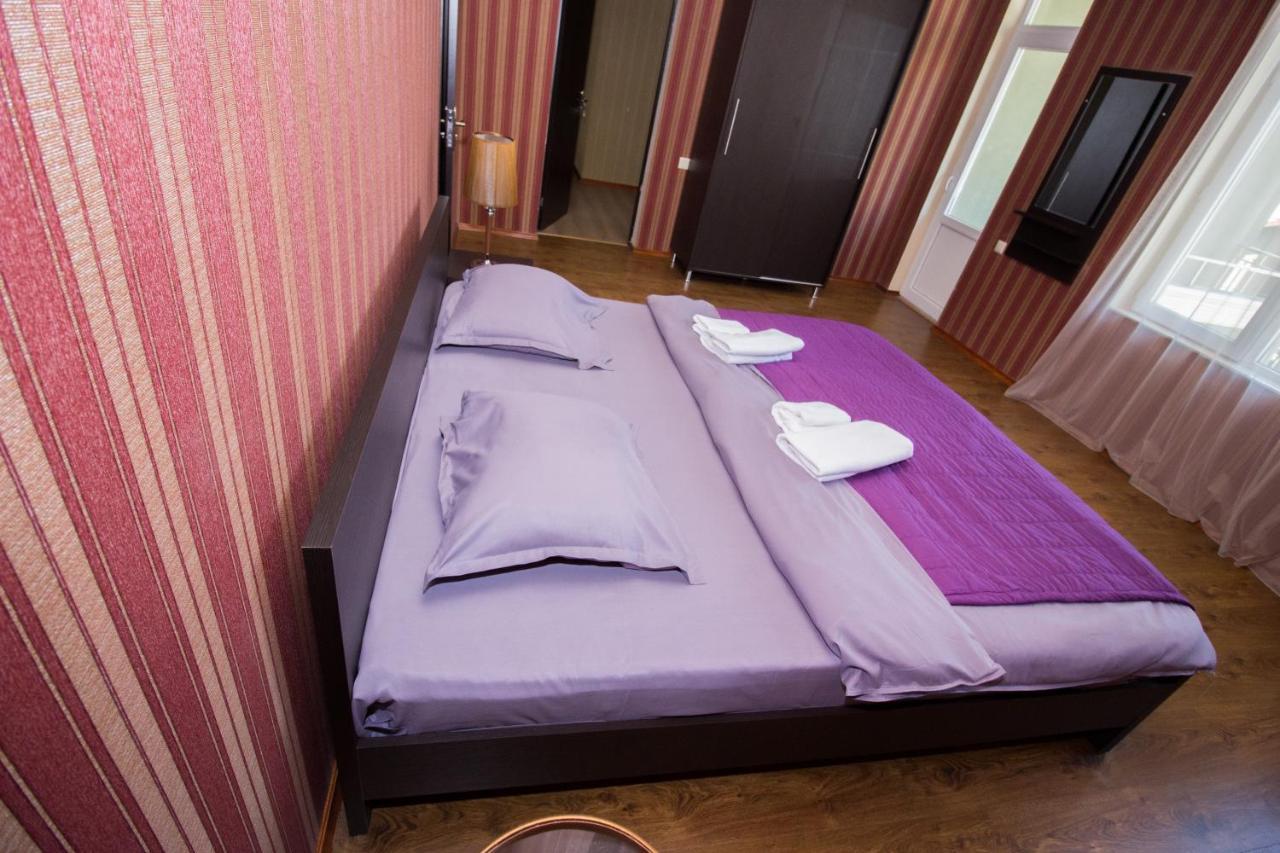 Tbili House Hotel Tbilisi Buitenkant foto