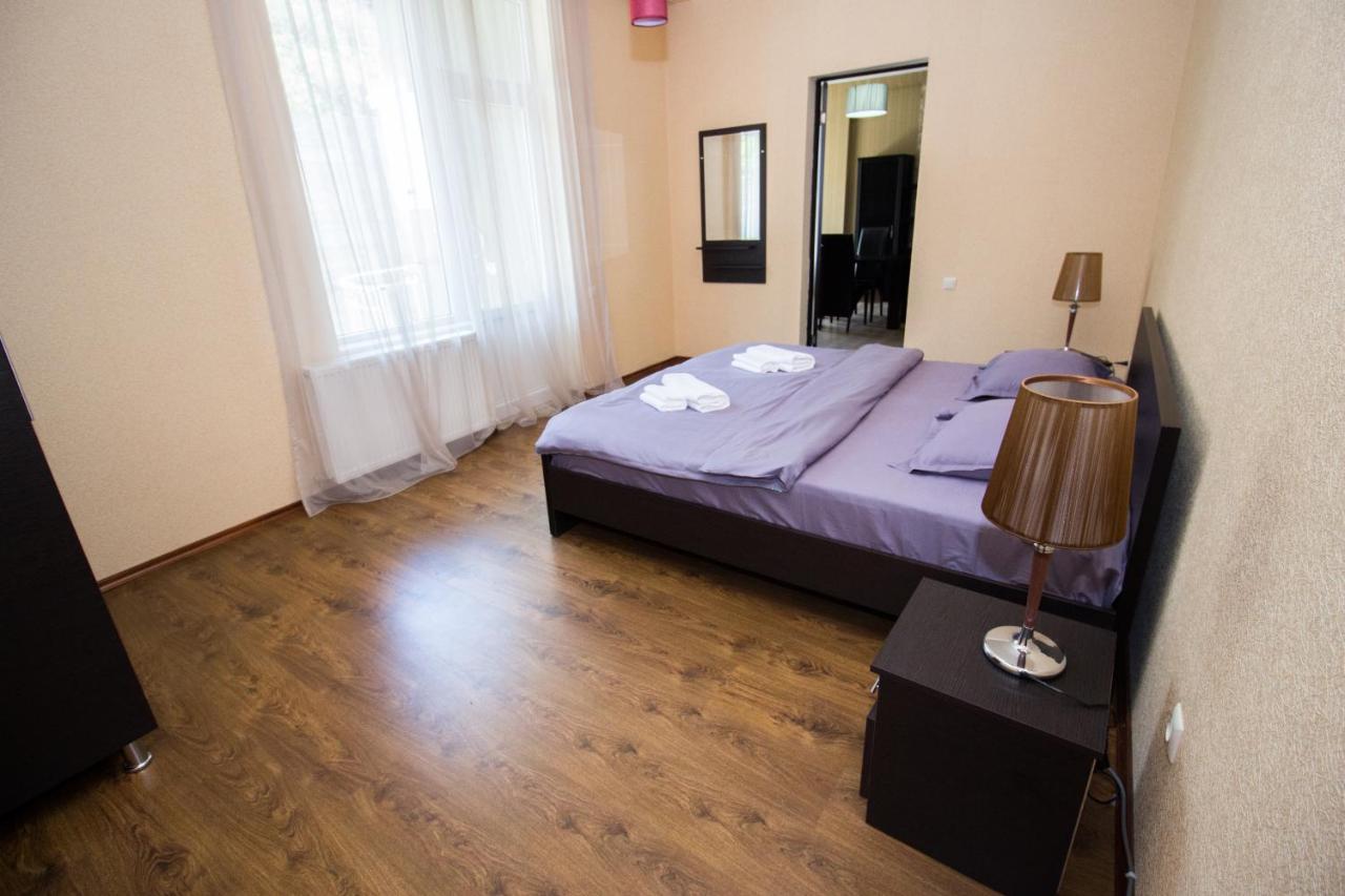 Tbili House Hotel Tbilisi Buitenkant foto