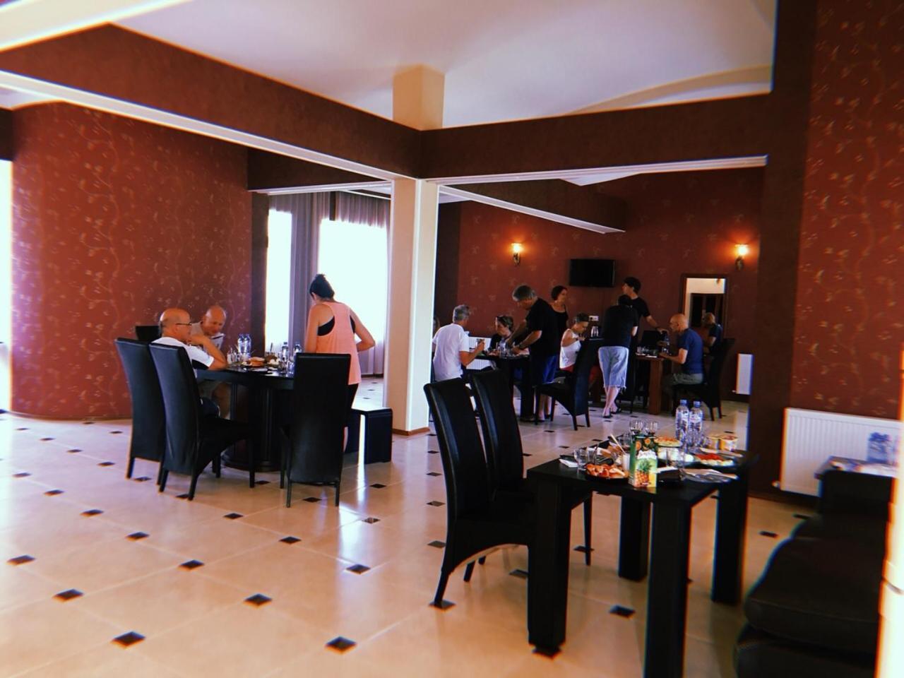 Tbili House Hotel Tbilisi Buitenkant foto