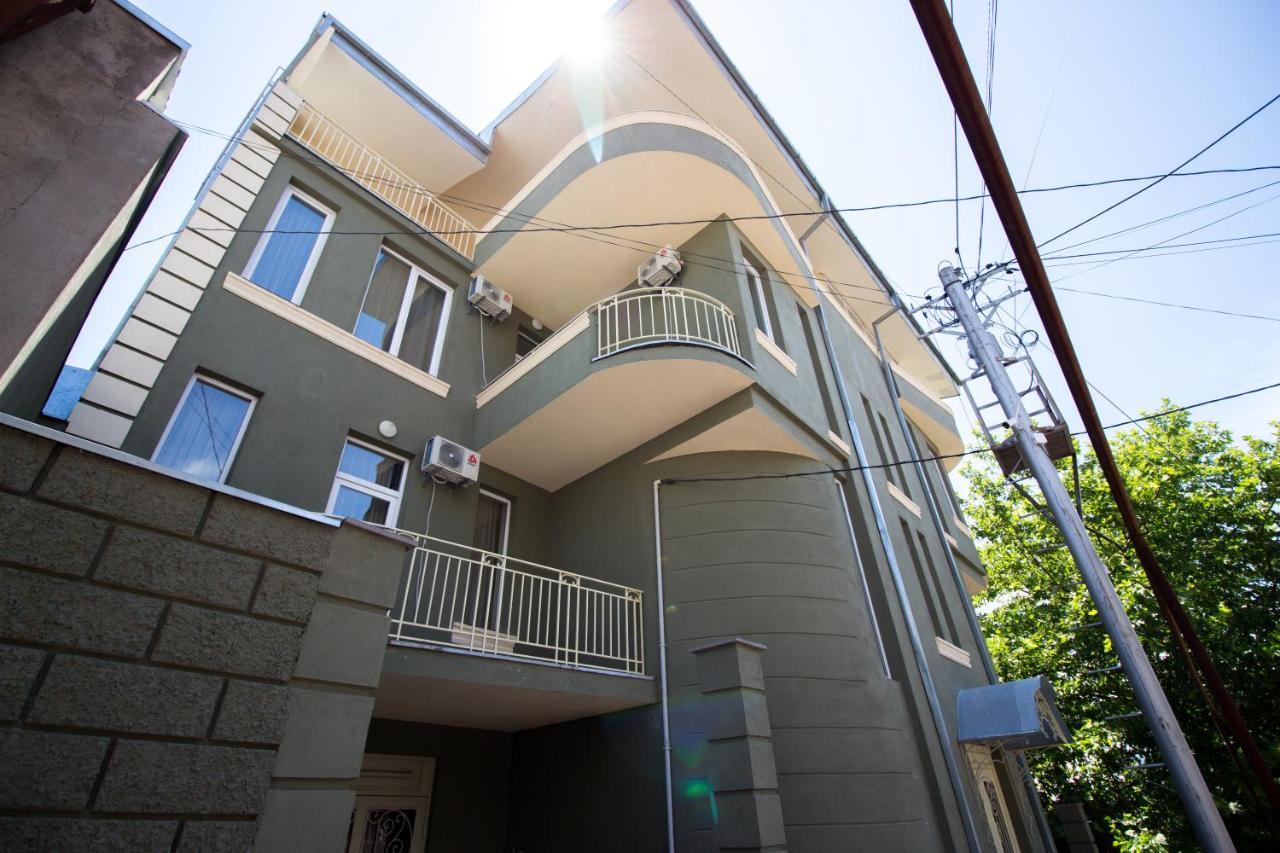 Tbili House Hotel Tbilisi Buitenkant foto