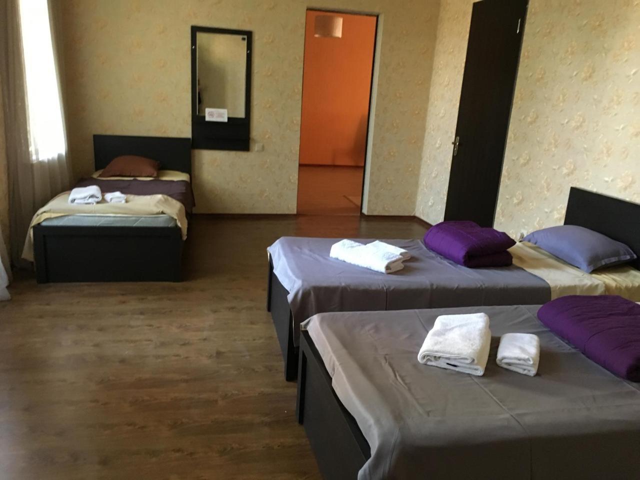 Tbili House Hotel Tbilisi Buitenkant foto